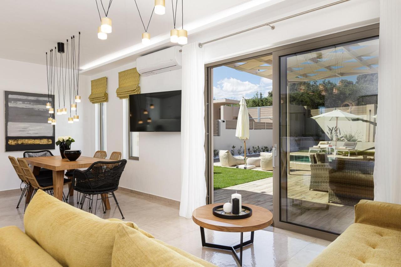 Koin Villa Sunset, With Heated Pool & Whirlpool, By Thinkvilla Perama  Exterior photo